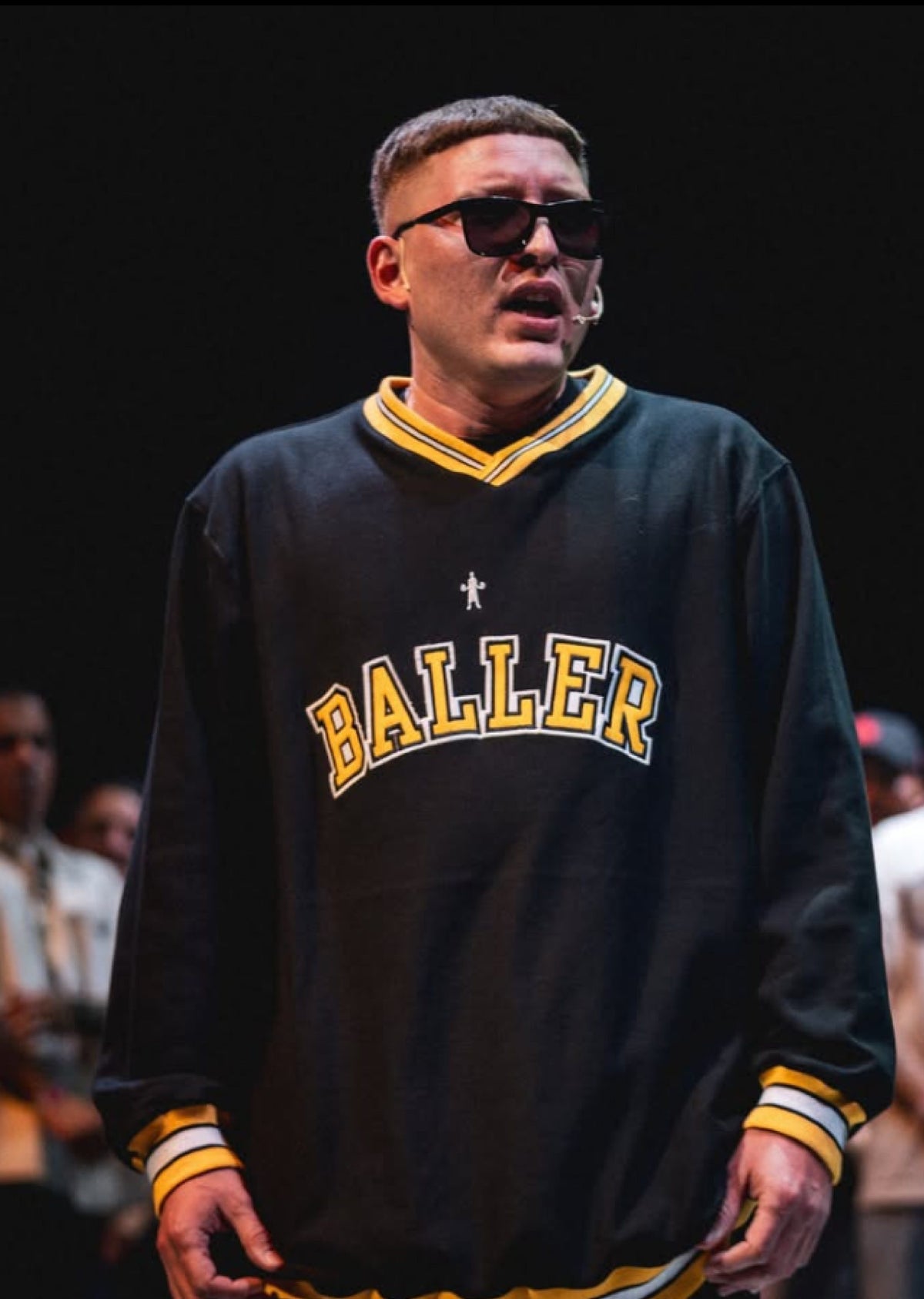 SWEATER OVERSIZE ATHLETIC