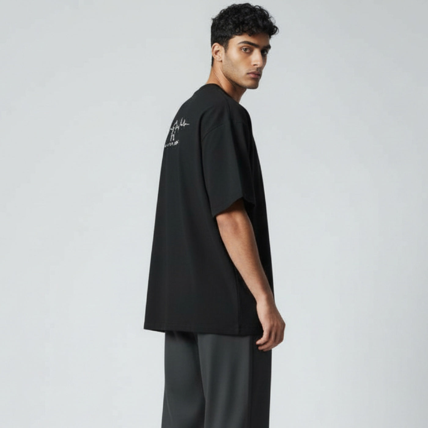 REMERA OVERSIZE BEAT