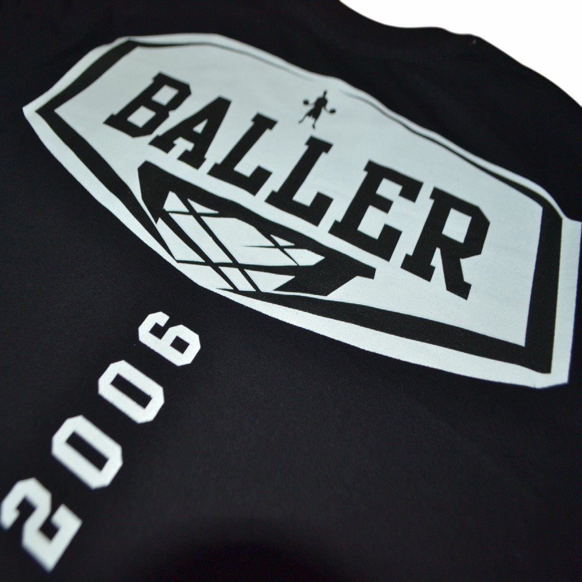 REMERA OVERSIZE BALLER BRAND TRICK