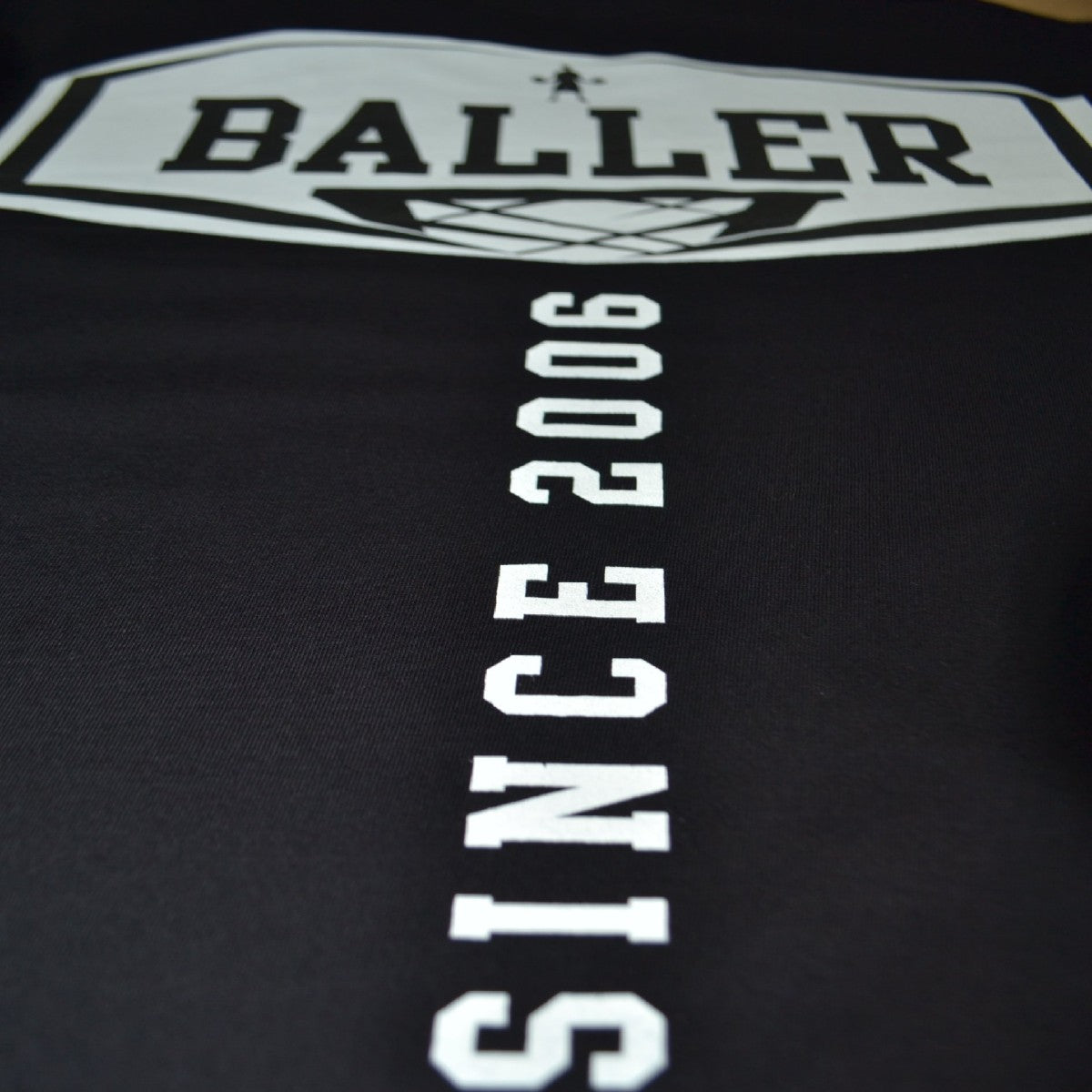 REMERA OVERSIZE BALLER BRAND TRICK