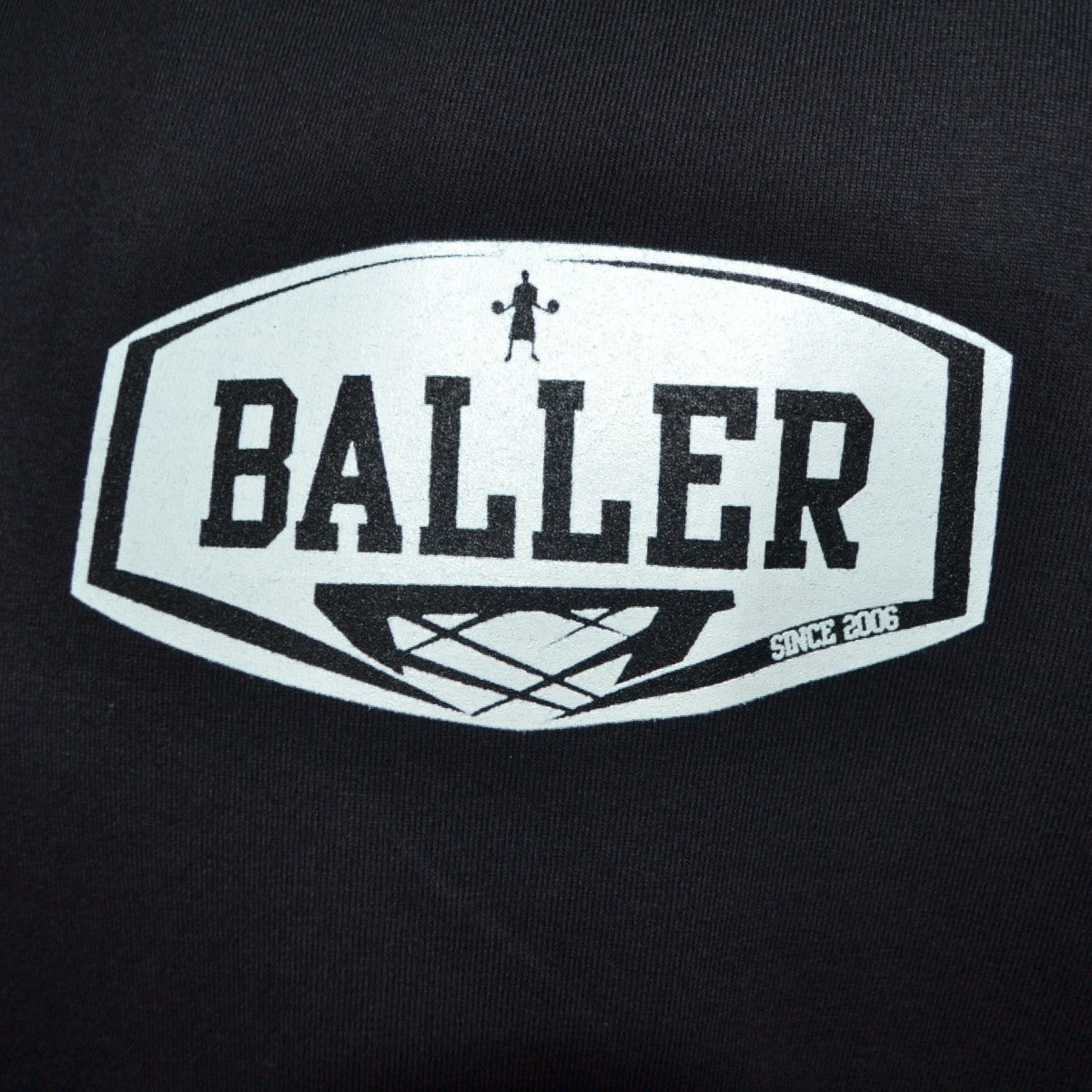 REMERA OVERSIZE BALLER BRAND TRICK